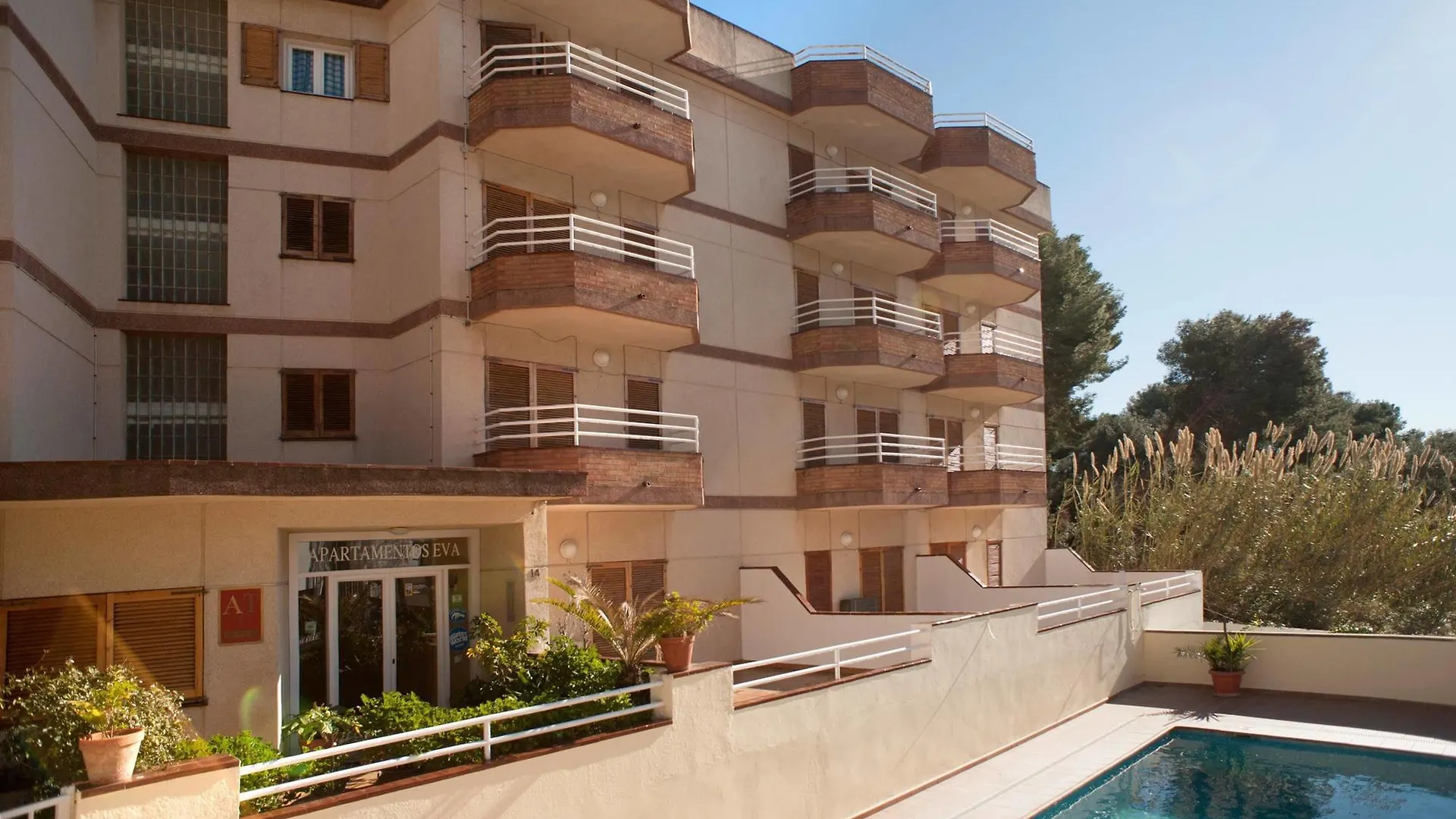 Apartamentos Eva Costa Brava